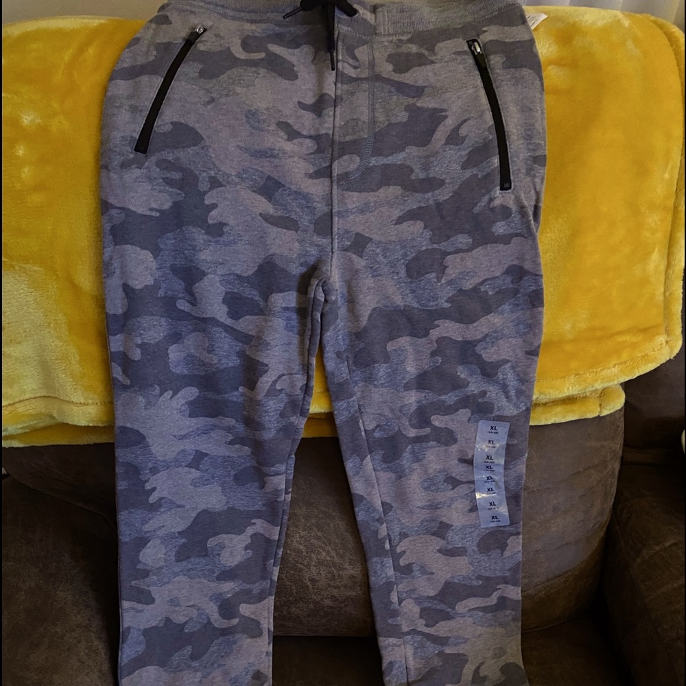 New! Boys Camo Joggers Set 🔥🔥🔥🔥